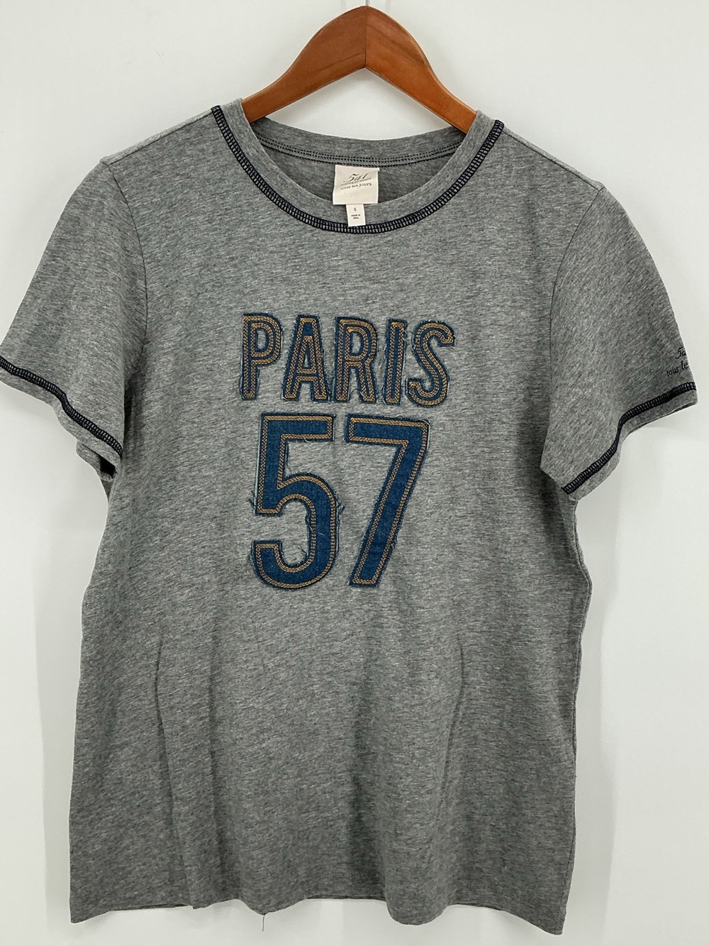 Cinq à Sept Trapunto Denim Paris 57 Graphic Tee Heather Gray NWOT Small - Picture 2 of 8